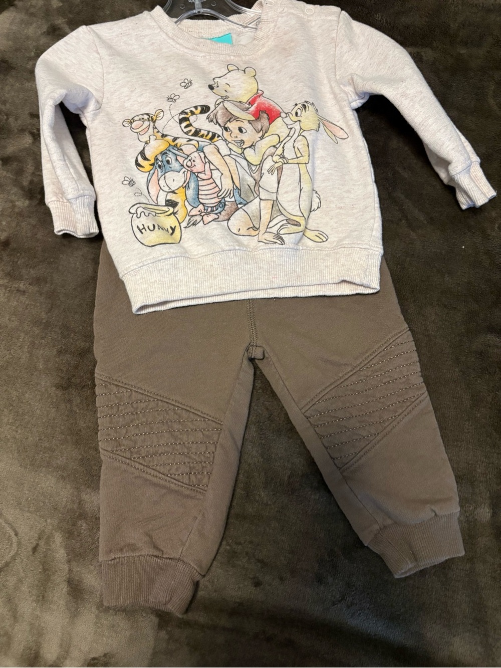 Pooh crewneck & Brown Jogger Pants - Brown